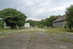 Ehemaliges Stabsgebäude mit Exerzierplatz© MDM / Anke Kunze