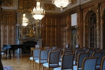 Blauer Saal mit kassettierter Holzvertäfelung© MDM/Katja Seidl