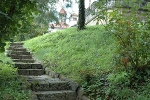 Steintreppe auf die Anhöhe zum Schloss© MDM/Katja Seidl