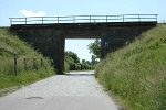 Umgebung: Eisenbahnbrücke über den Lauchaer Weg© MDM / Katja Müller