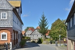 Hauptstraße, Ecke Am Dorfbach, Bergweg, Querstraße© MDM