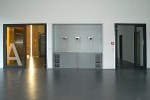 Foyer mit Garderobe und Zugang zu Treppenhaus und Fahrstuhl© MDM