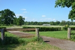 Blick von den Stallungen, alte Startmaschine© MDM/Katja Seidl