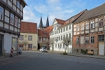 Kapellenstraße Ecke Mittelstraße nach Westen© MDM / Konstanze Wendt