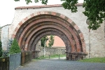 Romanisches Portal, Eingang Klostergelände© MDM / Katja Müller