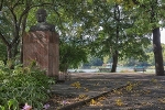 Ernst-Thälmann-Denkmal mit Milchhäuschen© MDM / Bea Wölfling