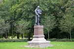 Clara-Zetkin-Park, Karl-Heine-Denkmal© MDM/Katja Seidl