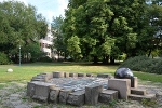 Plastikgarten, Erinnerungsobjekt an die Leipziger Barockgärten© MDM/Katja Seidl