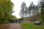 Militär-Museum Kossa, Eingang Museum, Unterkunftsgebäude© MDM/Katja Seidl