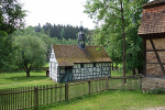 Blick vom Fachwerkhaus aus Eicha zur Totenhofkapelle© MDM / Anke Kunze