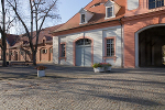 Torhaus mit anschließendem Neuen Rennstall (1798/1898)© MDM