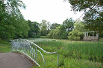 Schlosspark Tangerhütte, Schwanenteich und Pergola© MDM / Konstanze Wendt