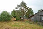 Langobardenwerkstatt Zethlingen: Grubenhaus, Brunnen, Webhaus, Hochspeicher© MDM / Konstanze Wendt