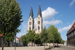 Blick vom Domplatz auf die Westfassade© MDM / Konstanze Wendt