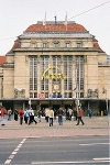 Vorderseite, Eingang zur Osthalle, Süden© MDM / Claudia Weinreich