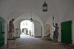 OLB - Bibliothek in Görlitz, Einfahrtshalle, Neißstraße 30© MDM/Katja Seidl