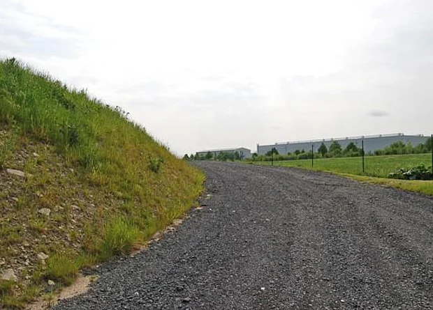 Auffahrt Off-Road-/SUV-Bereich 