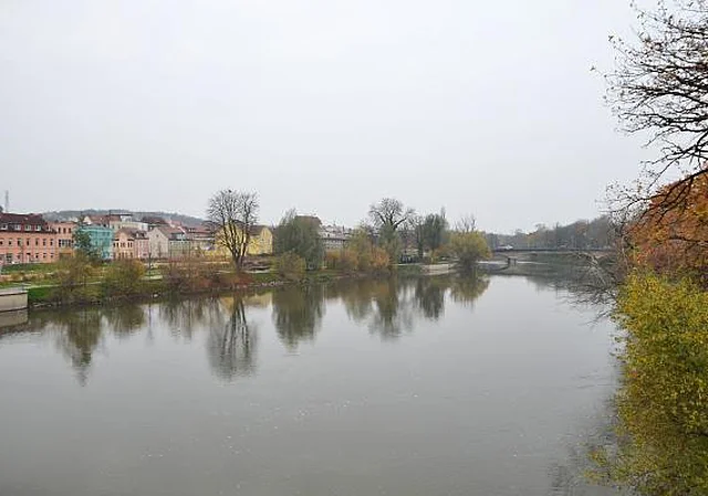 Saale nach Westen