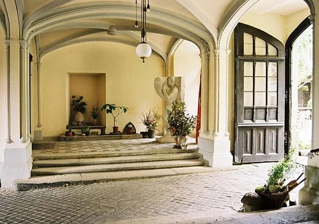 Einfahrt zum Innenhof