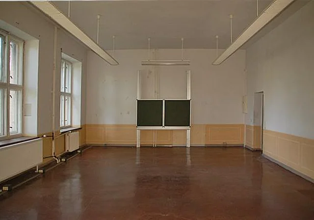 Neubau, Klassenzimmer im Obergeschoss