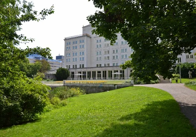 Oper Leipzig, Nordseite