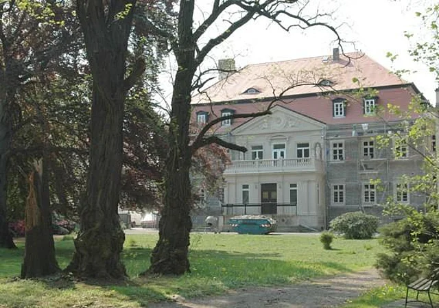 Park und Rückseite Gutshaus