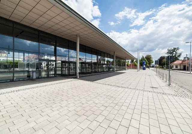 Hauptfoyer, Außenansicht