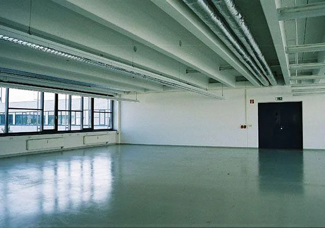 universelle Gewerbefläche, 1. OG