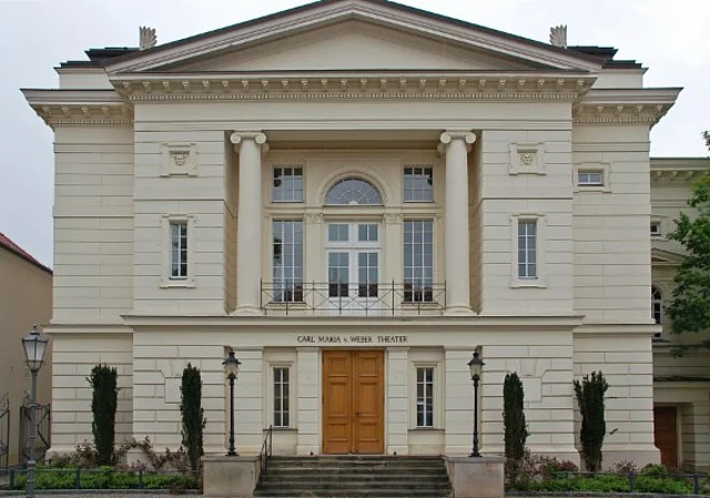 Carl-Maria-von-Weber Theater