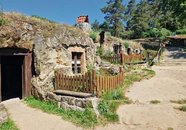 Höhlenwohnungen Langenstein, Schäferberg 35