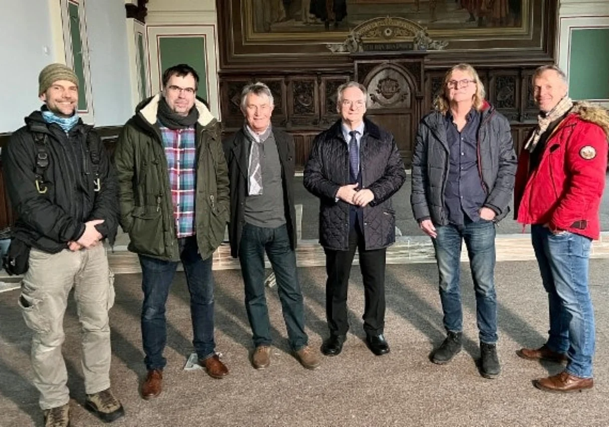 Ministerpräsident des Landes Sachsen-Anhalt Reiner Haselhoff und Team am Set in Lutherstadt Wittenberg