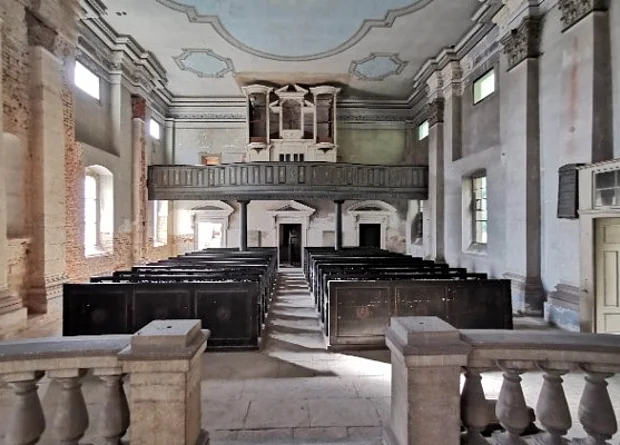 Gottesackerkirche Blick auf Orgel 