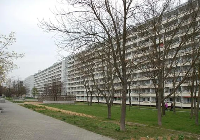 Am Gastronom, Block 10, Südwest