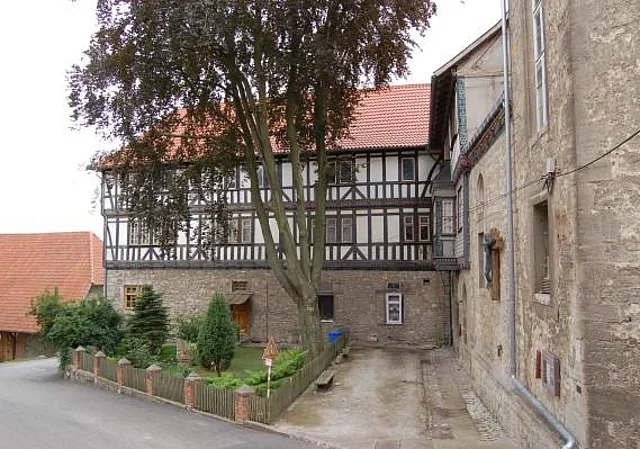 Gast- und Gerichtshaus