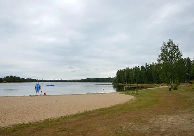 Naturbad Luppa, Sandstrand, Fußballplatz, Wasserrutsche
