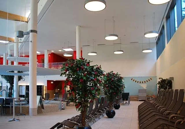 Liegebereich am Roßtrappebecken