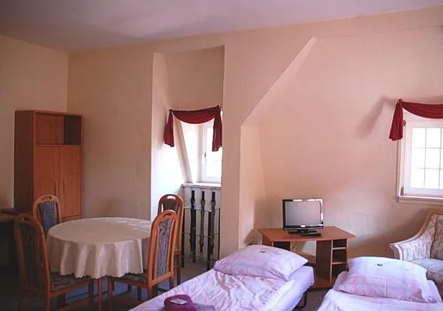 Badehaus, Wohnung im OG
