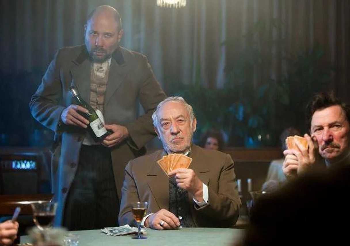 Maxim Kowalewski, Dieter Hallervorden und Sergey Makovetskyi auf Schloss Tannenfeld