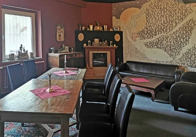Kaminzimmer