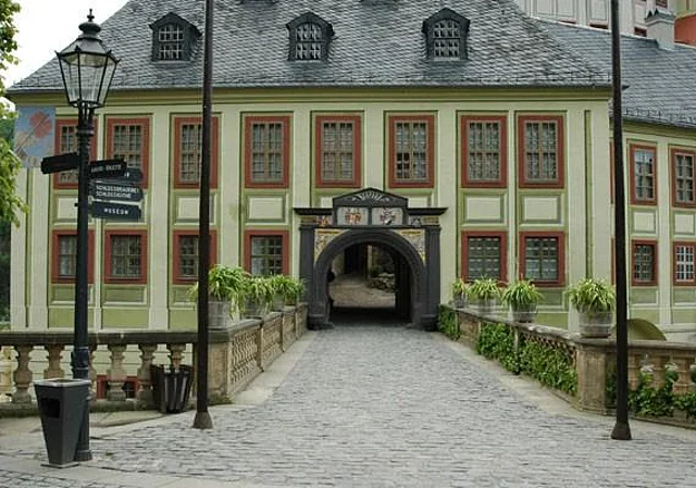 Unterschloss mit Schlossportal