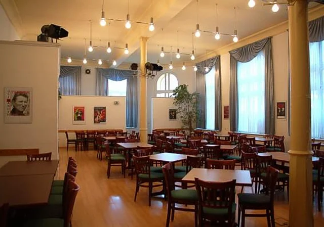 Saal im Erdgeschoss
