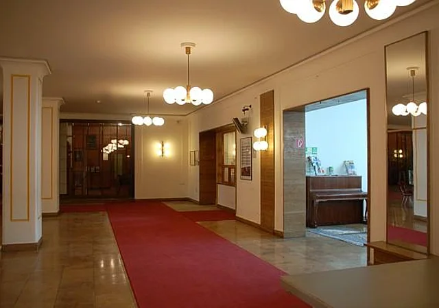 Wandelhalle im Erdgeschoss