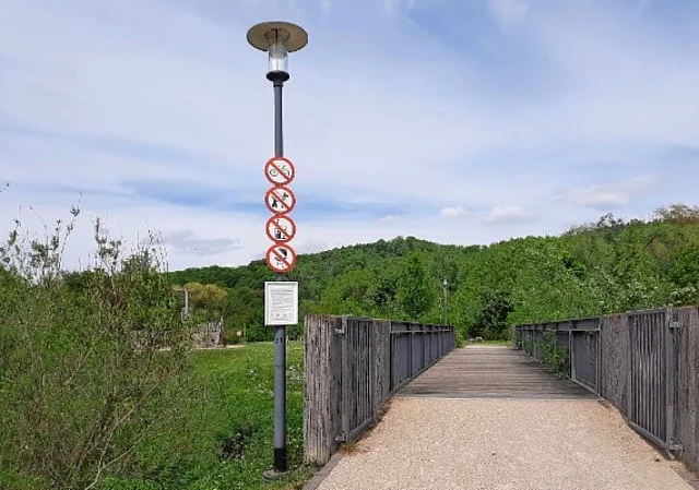 Fußgängerbrücke