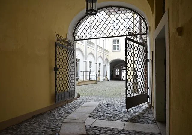 OLB - Bibliothek in Görlitz, Innenhof, Neißstraße 30