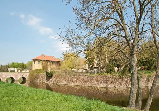 Schloss Ostrau, Zufahrt
