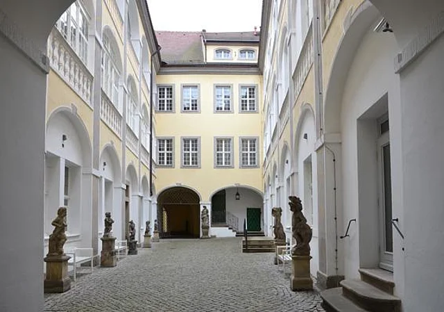 OLB - Bibliothek in Görlitz, Innenhof, Neißstraße 30