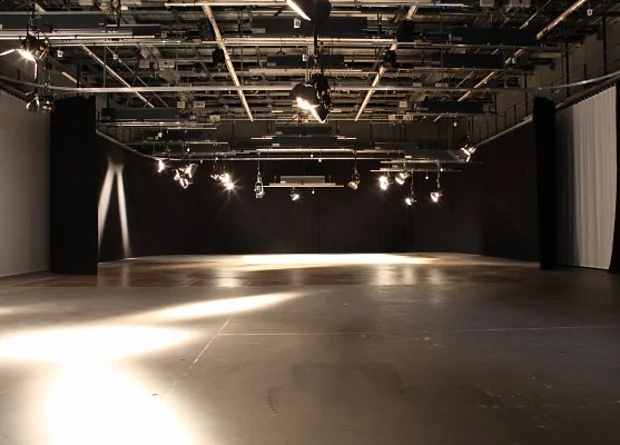 Studio B 