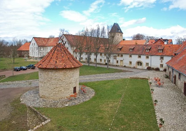 Kloster Hedersleben, Hofanlage