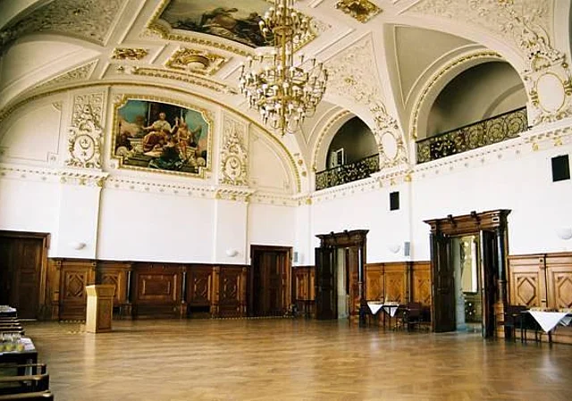 Großer Saal im 2. Obergeschoss
