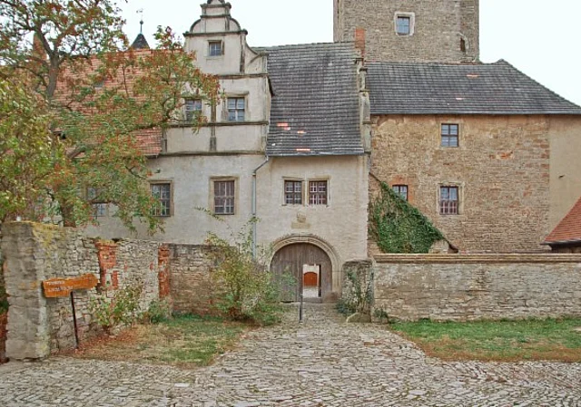 Schloss Plötzkau, Torhaus